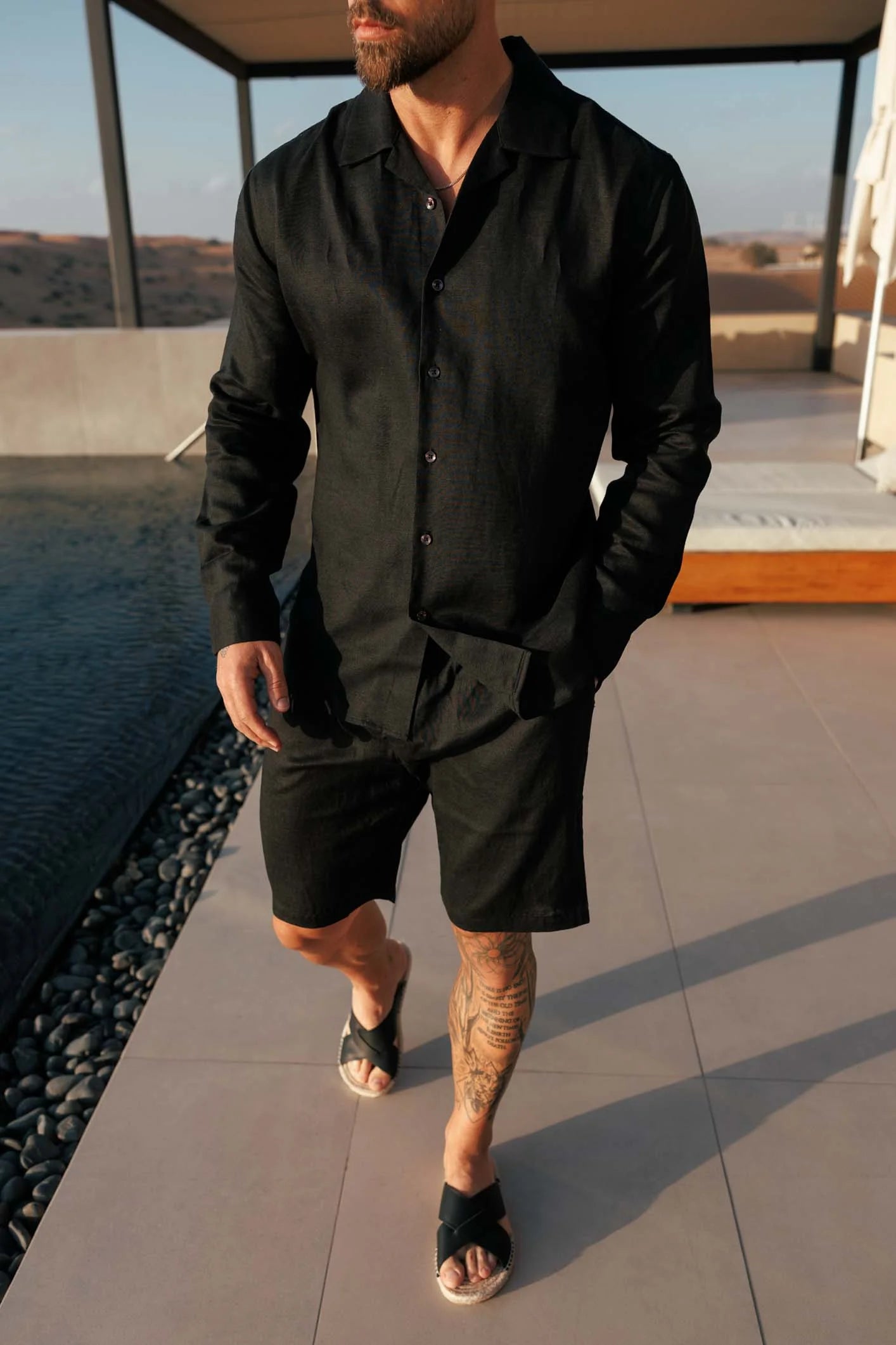 LINEN SHORT - BLACK