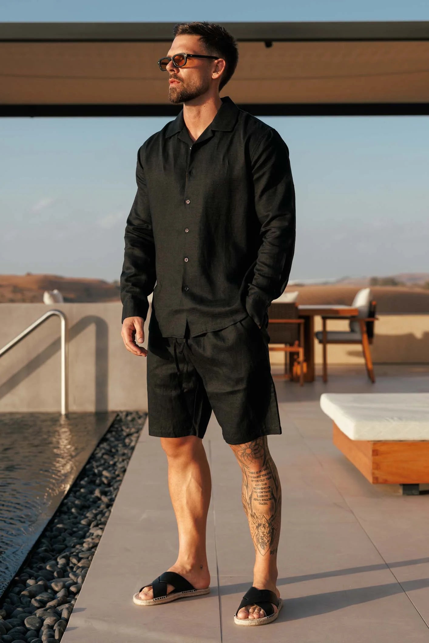 LINEN SHORT - BLACK
